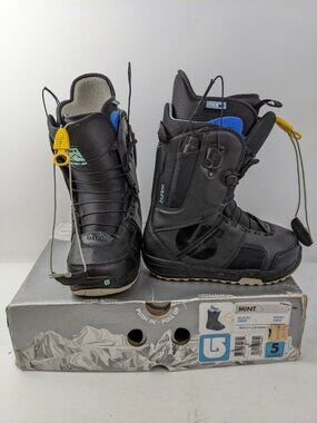 Burton Mint Black Snowboard Boots Womens Size 5 TrueFit w/ Box